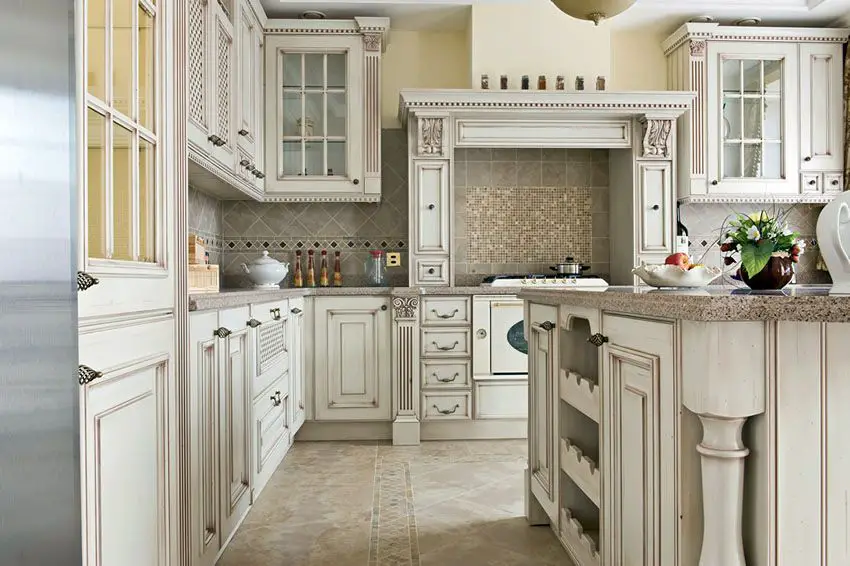 Traditional Antique White Kitchen Cabinets
