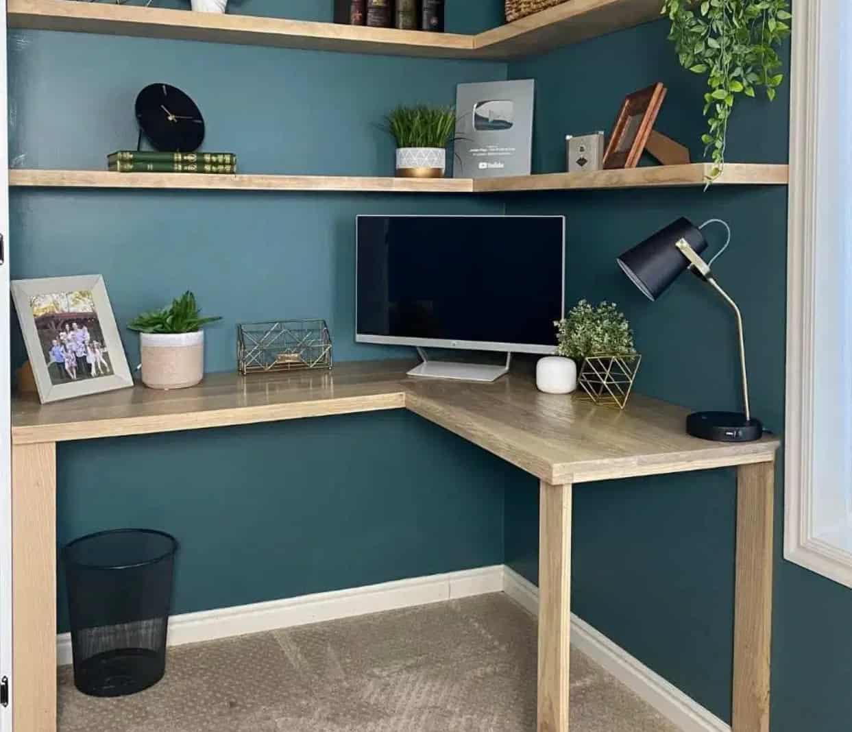 Small DIY Corner Desk