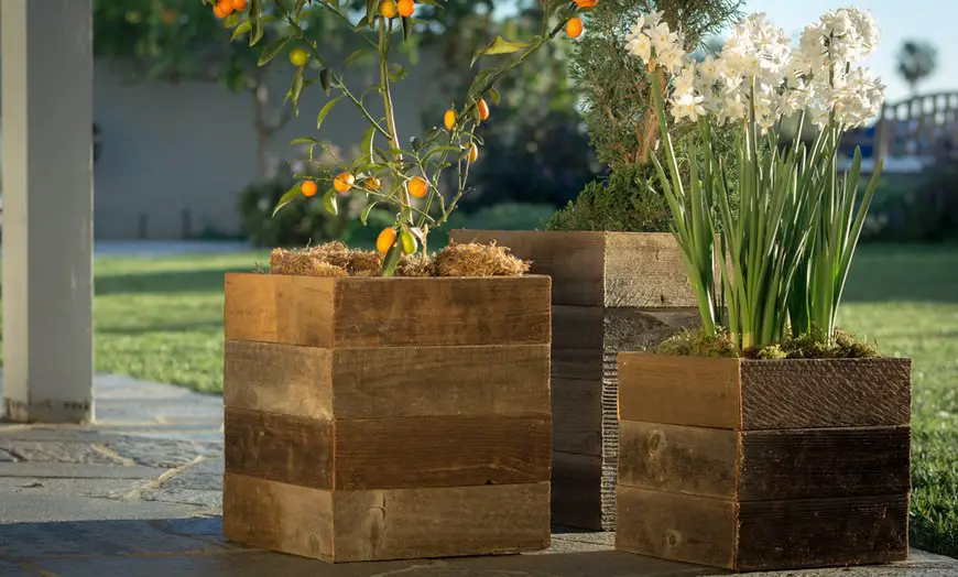 DIY Salvaged Wood Planter Box