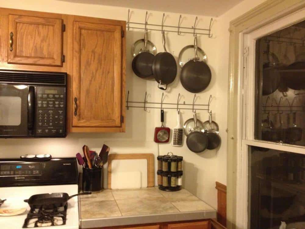 DIY Simple Hanging Pan Rack