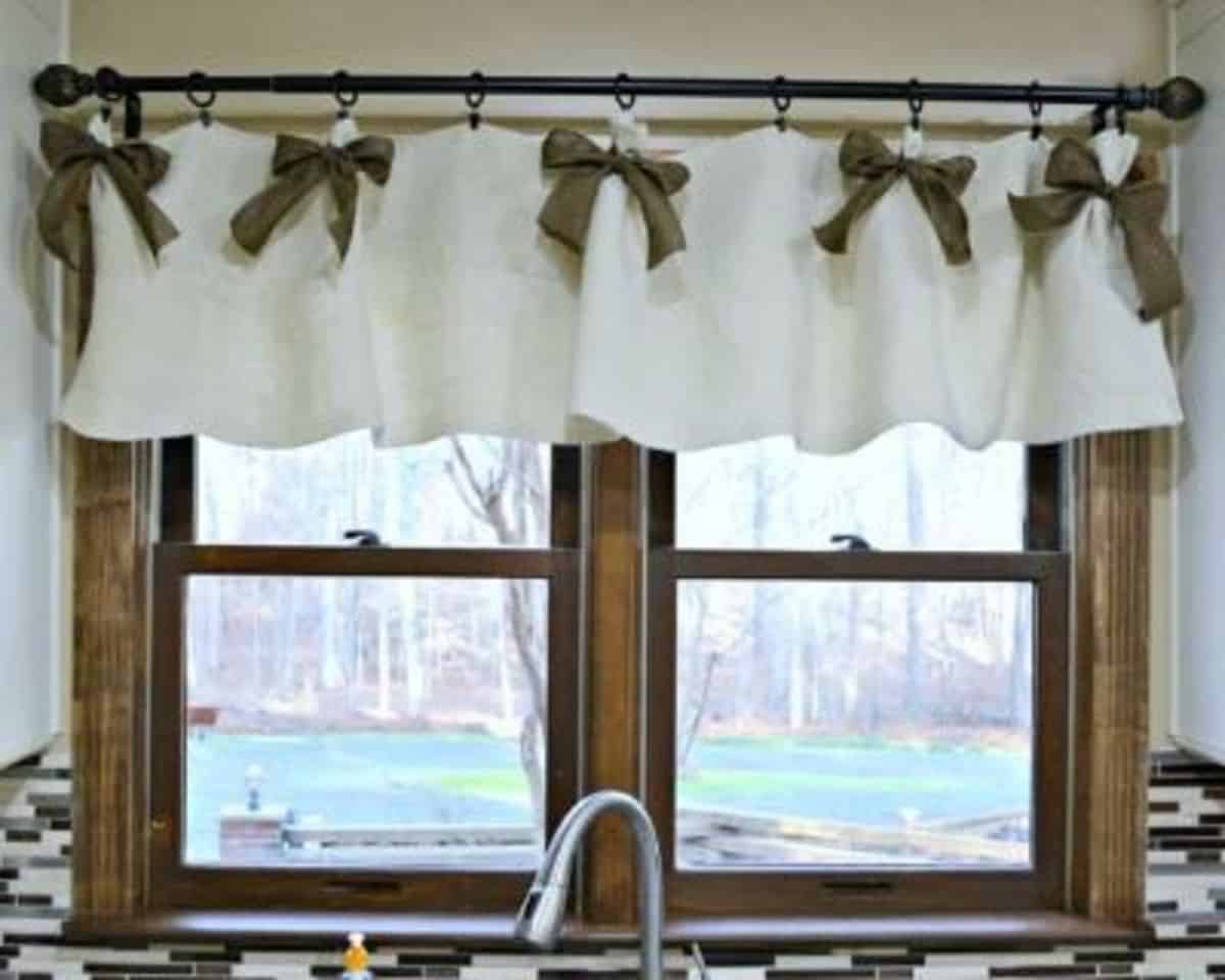 Easy Affordable DIY Kitchen Window Valances
