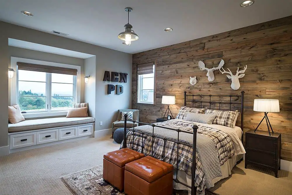 Modern wood plank Bedroom